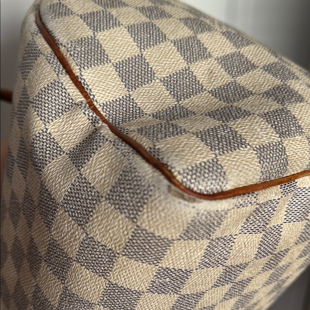 Louis Vuitton Speedy 35 - Picture 8 of 12